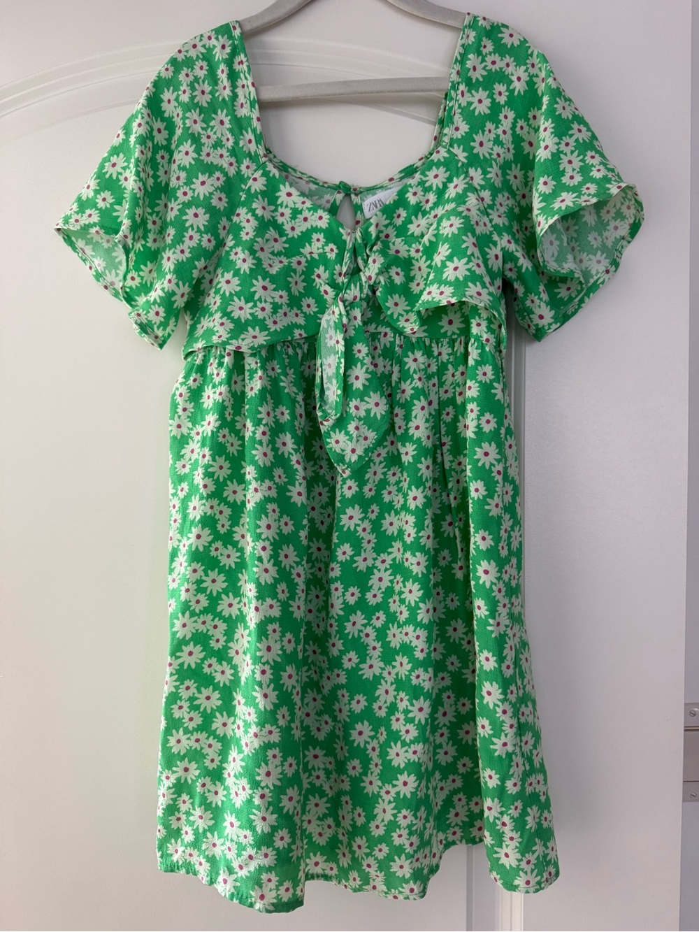 Zara Green Daisy Print Dress with Flutter Sleeves